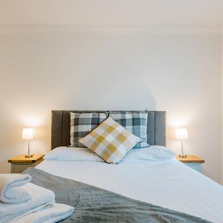 05Th Residence Of Lord Avenue Sleeps Five People Northampton Dış mekan fotoğraf