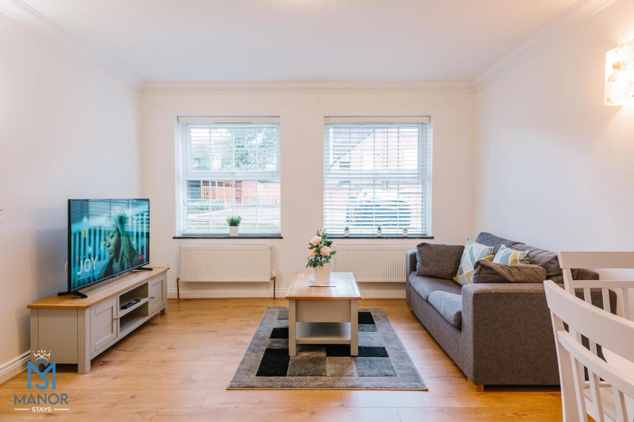 05Th Residence Of Lord Avenue Sleeps Five People Northampton Dış mekan fotoğraf