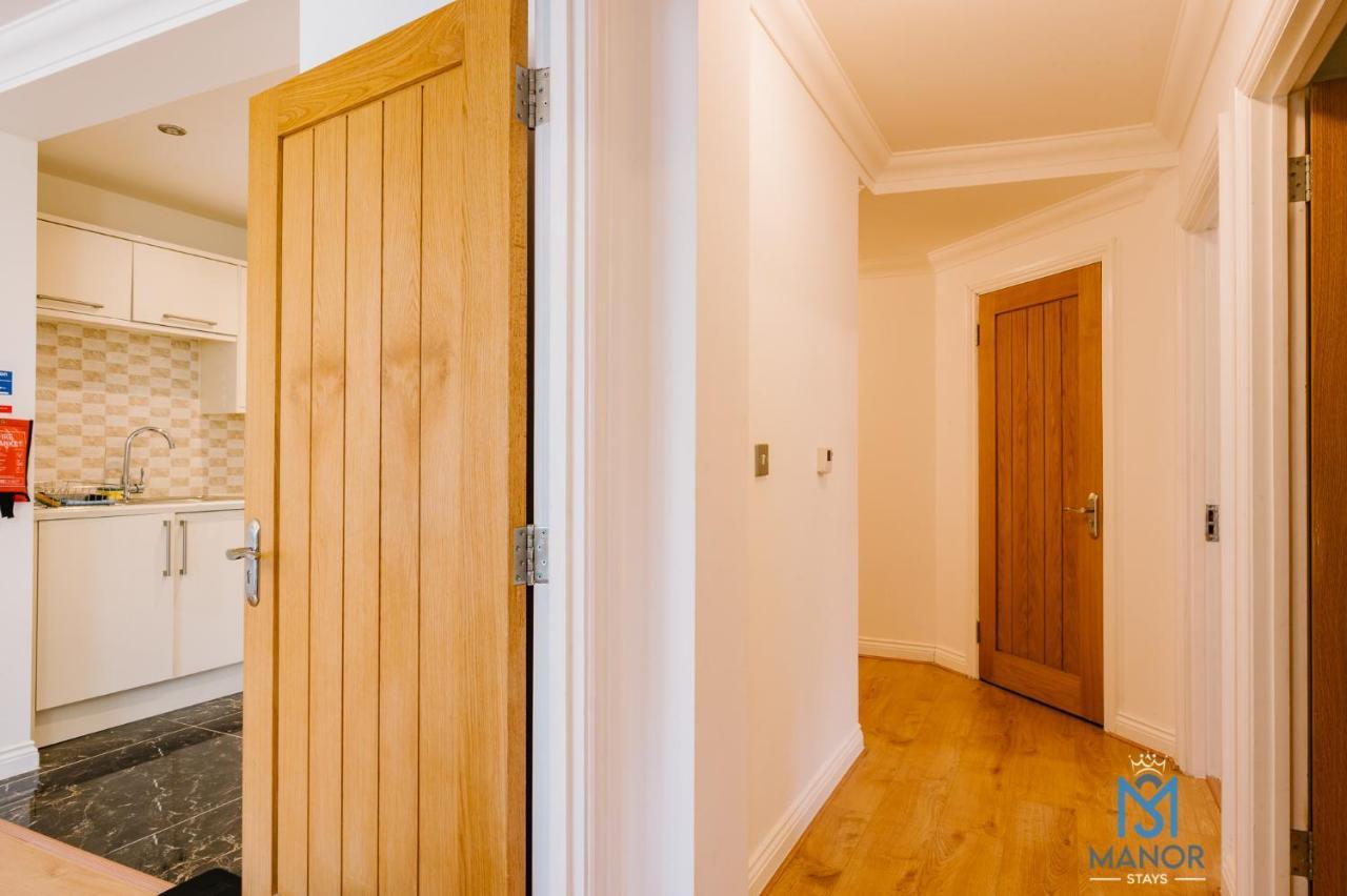 05Th Residence Of Lord Avenue Sleeps Five People Northampton Dış mekan fotoğraf