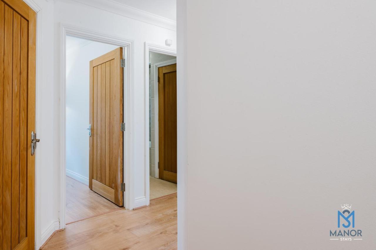 05Th Residence Of Lord Avenue Sleeps Five People Northampton Dış mekan fotoğraf